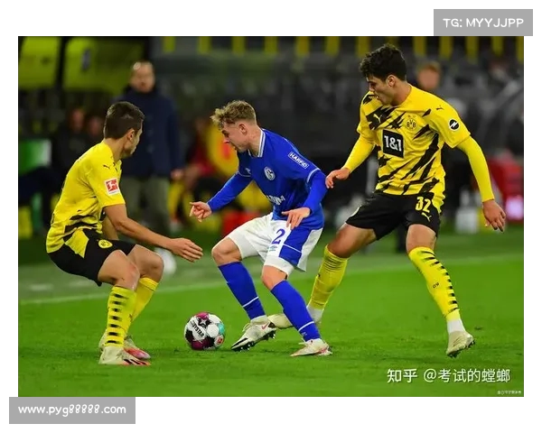 欧冠赛场客队球迷的热血支持与独特文化解析 欧冠赛场客队球迷的热血支持与独特文化解析