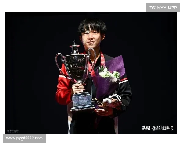 英雄联盟S赛女主持人展现魅力与实力引领赛事风潮成新焦点 英雄联盟S赛女主持人展现魅力与实力引领赛事风潮成新焦点